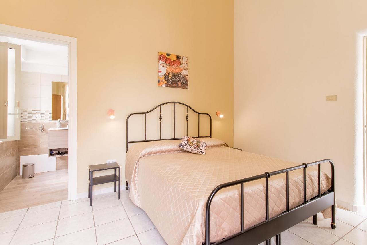 Sicula Home Few Minutes To Sea - Happy Rentals Катания Экстерьер фото